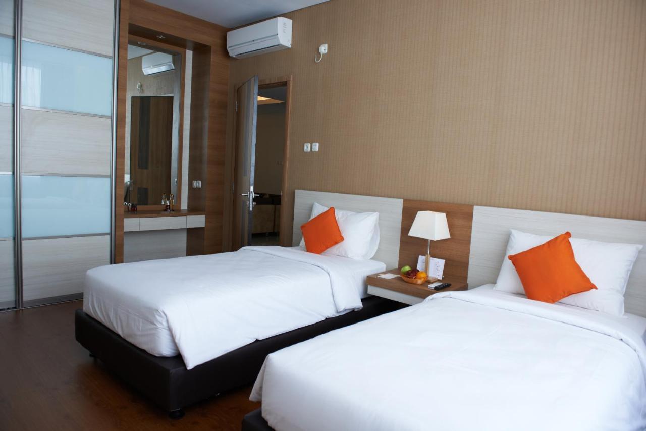Winstar Hotel Pekanbaru Extérieur photo